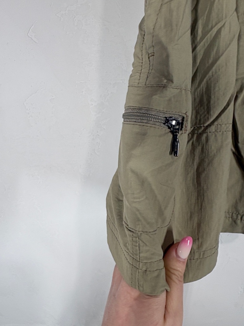 Columbia nylon tan cargo shorts size medium - Picture 6 of 11